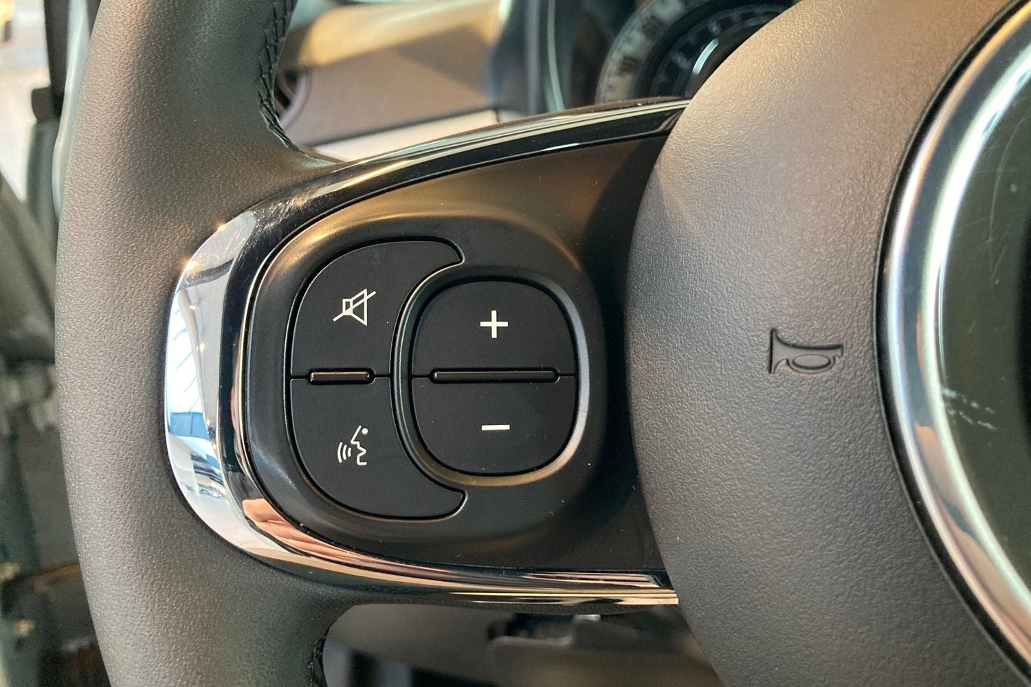 Billede af Fiat 500C 1,0 Hybrid Dolcevita