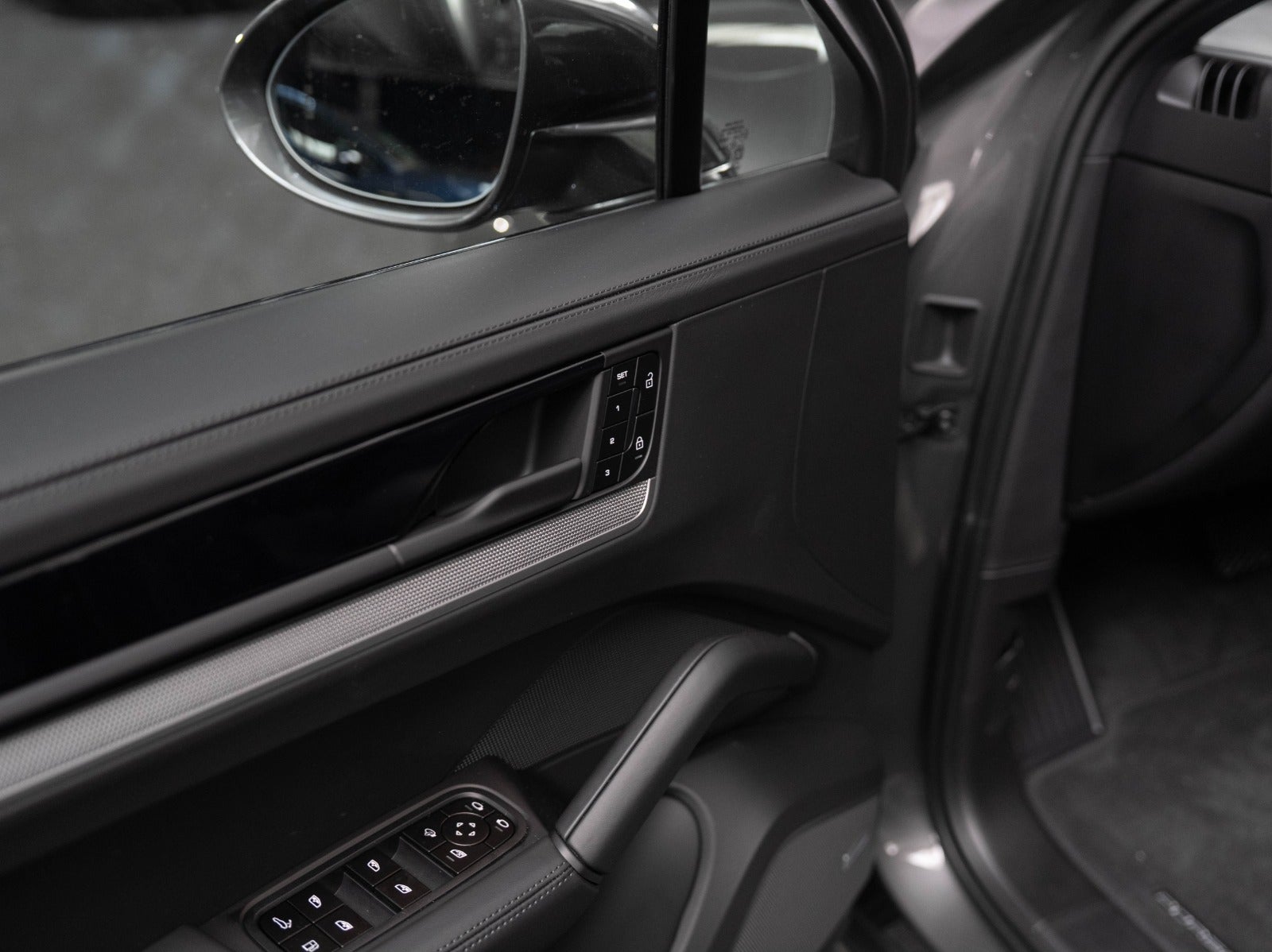 Gallery image 10 of 18