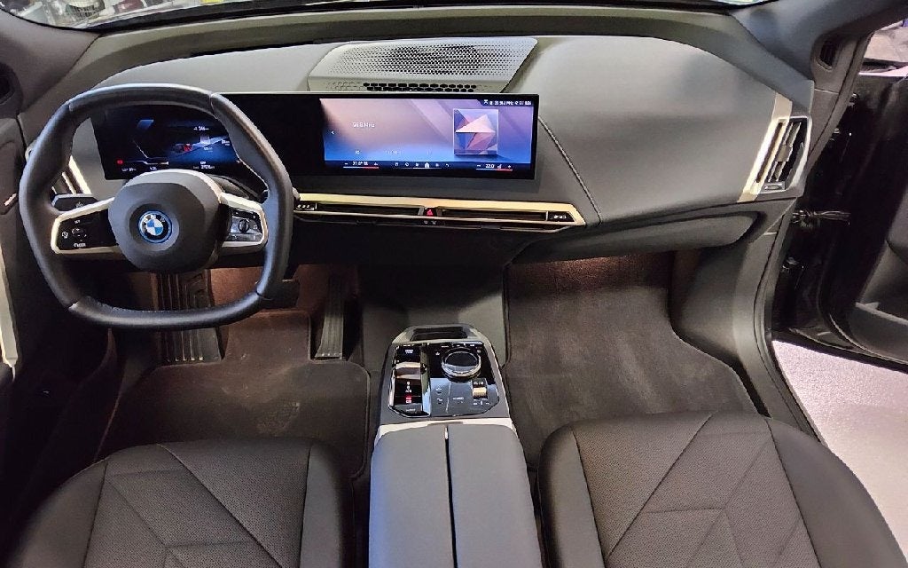BMW iX xDrive40