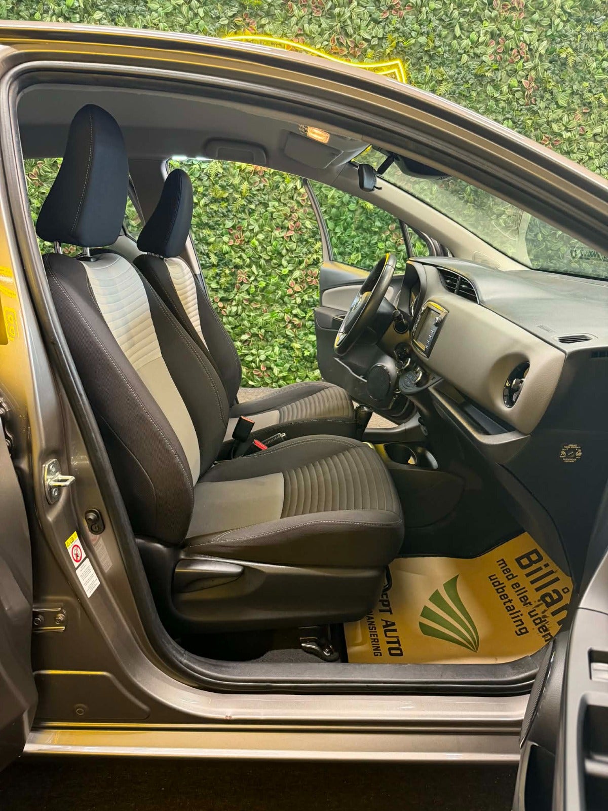 Billede af Toyota Yaris 1,5 Hybrid H2 e-CVT