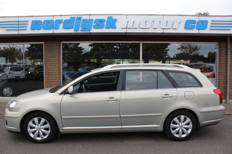 Toyota Avensis VVT-i Sol stc.