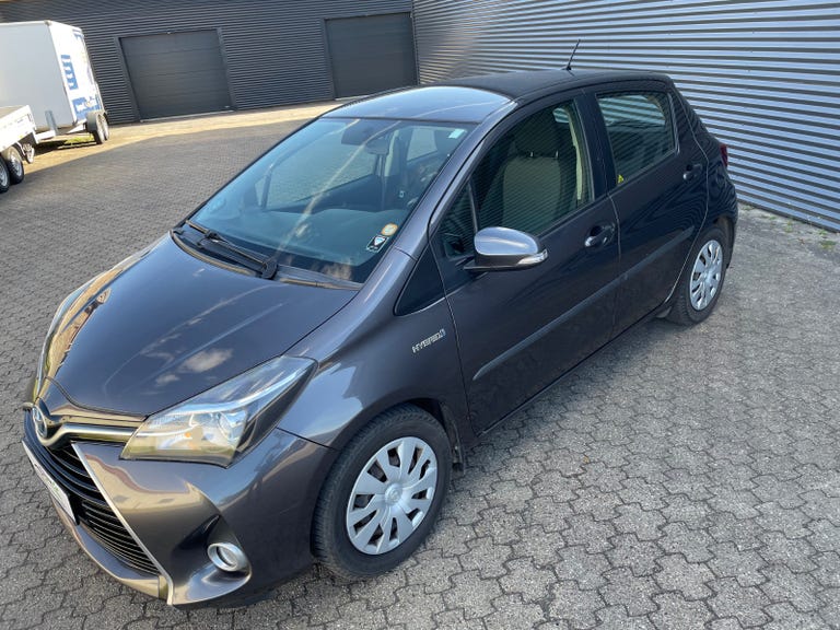 Toyota Yaris Hybrid H2 e-CVT