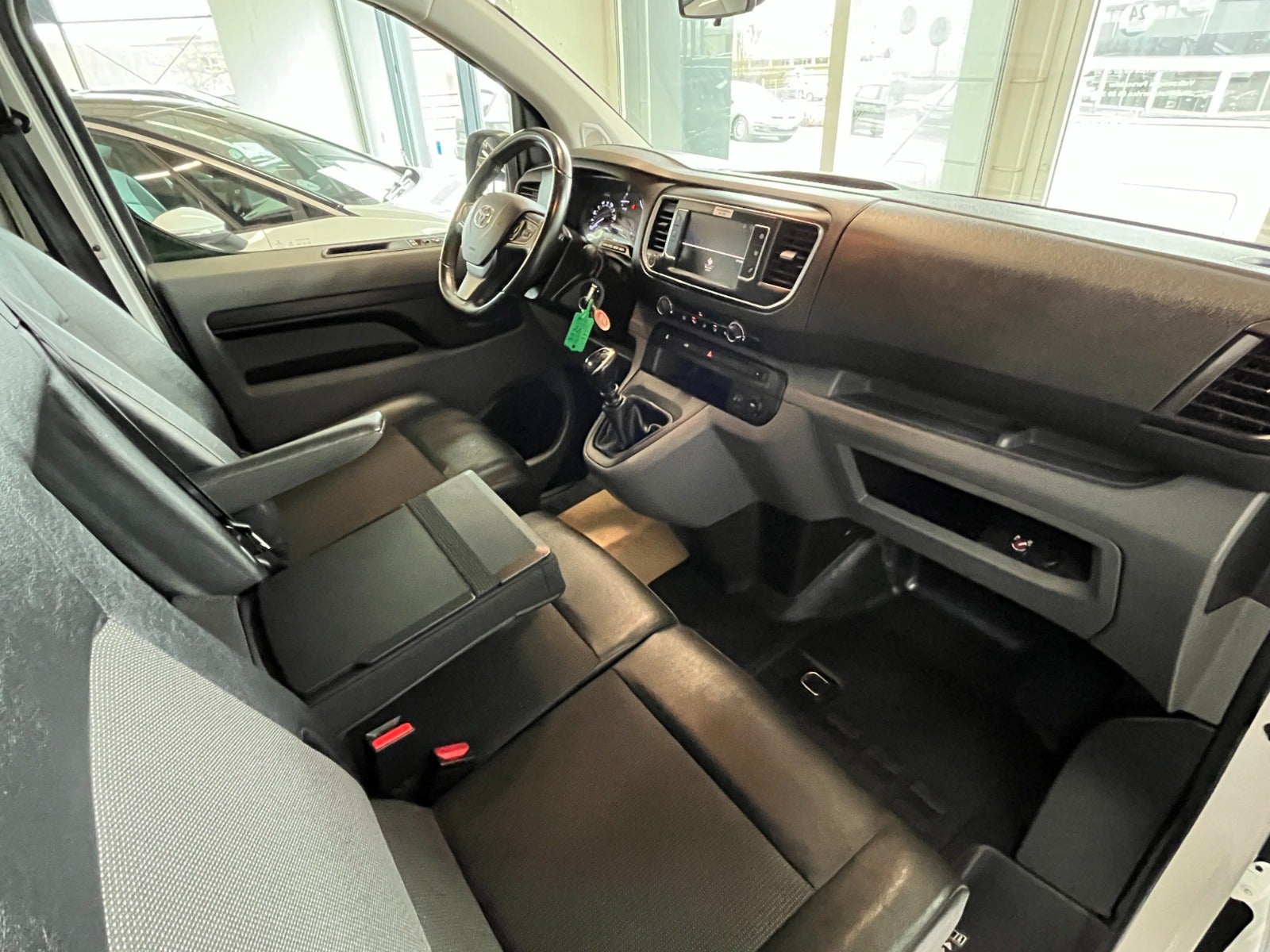 Billede af Toyota ProAce 2,0 D 144 Long Comfort