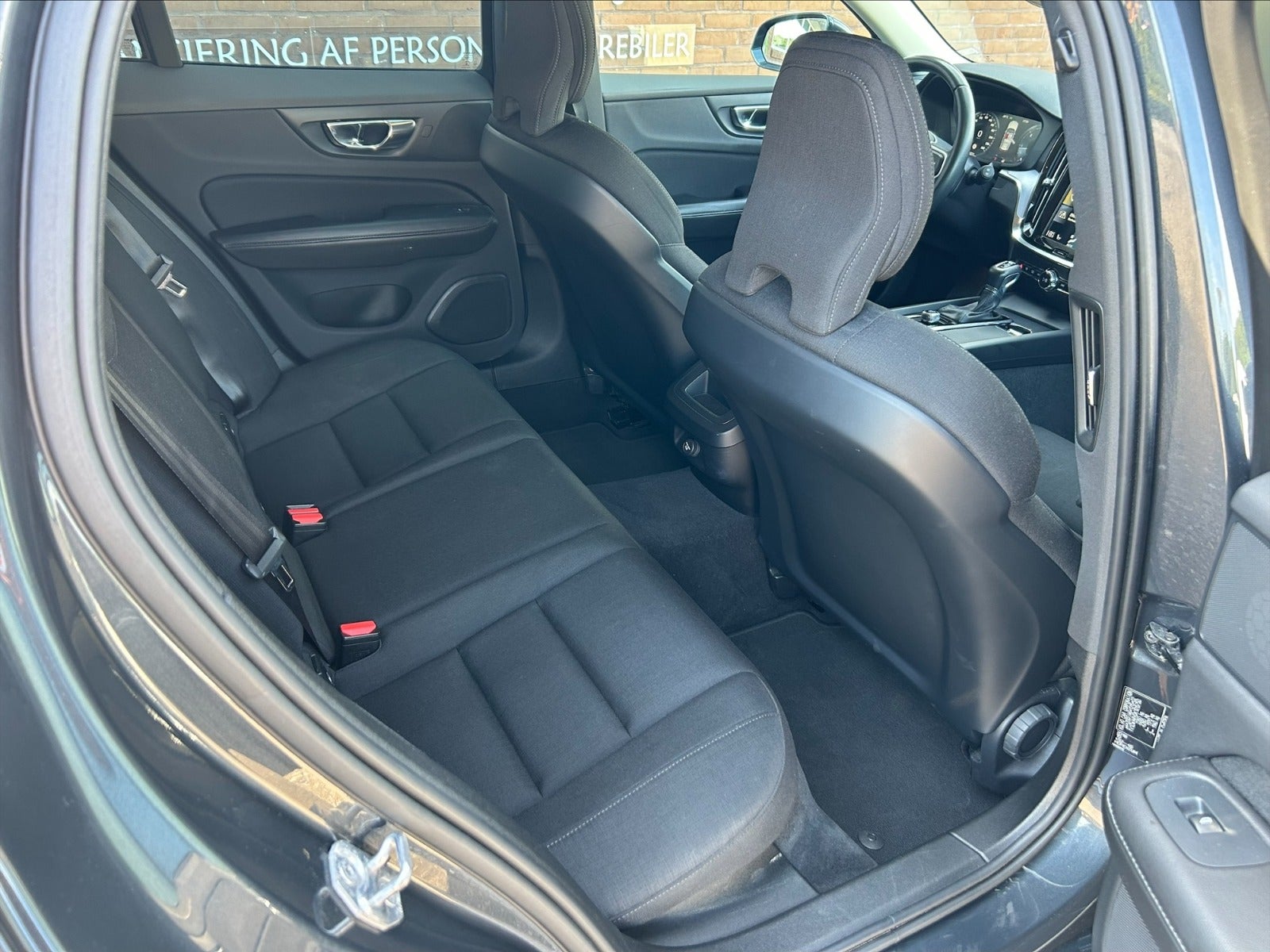 Billede af Volvo V60 2,0 D4 190 Momentum aut.