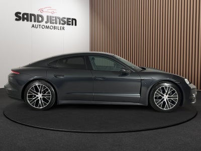 Porsche Taycan Performance+