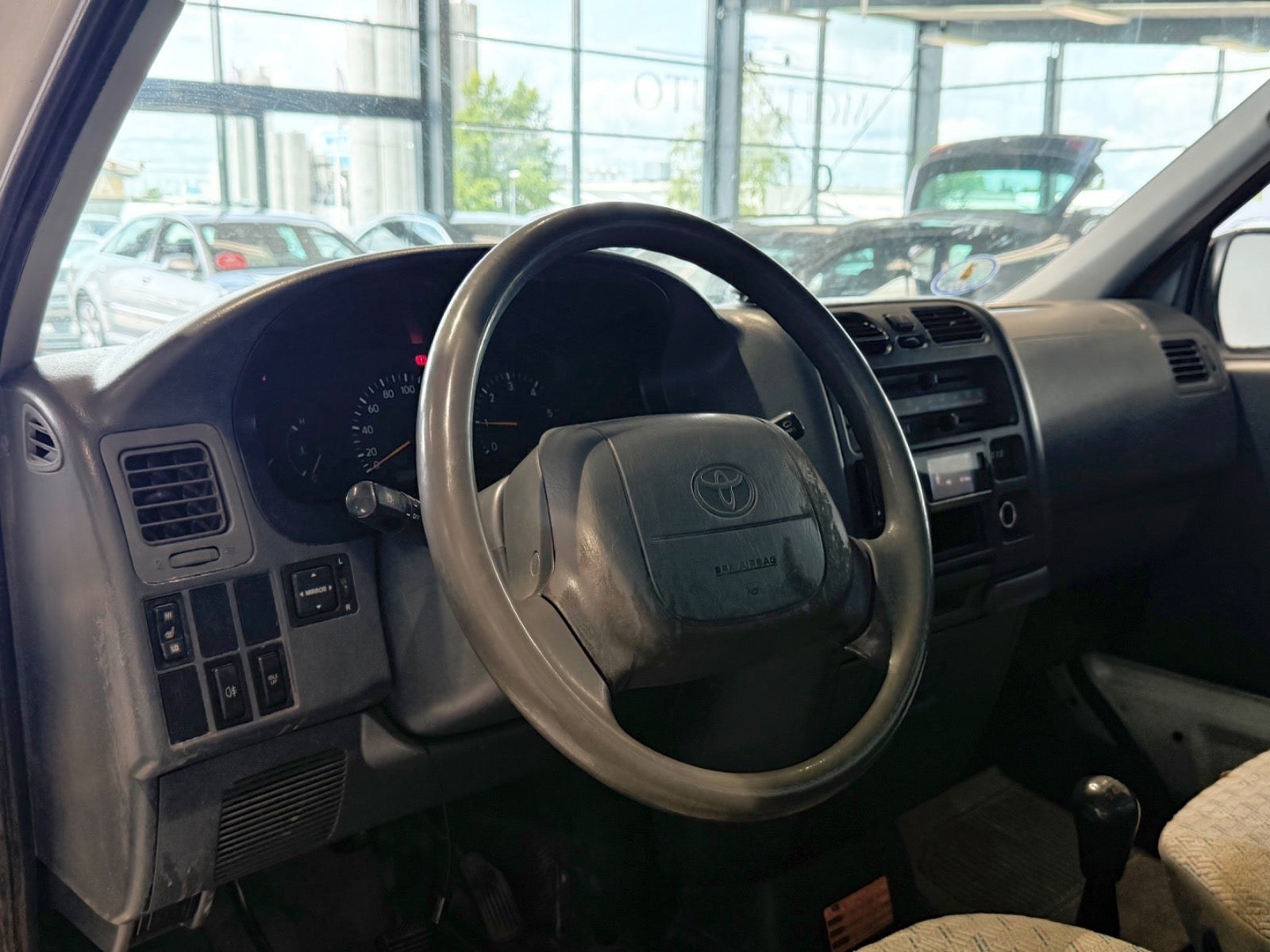 Billede af Toyota HiAce 2,5 D-4D 88 Komfort lang