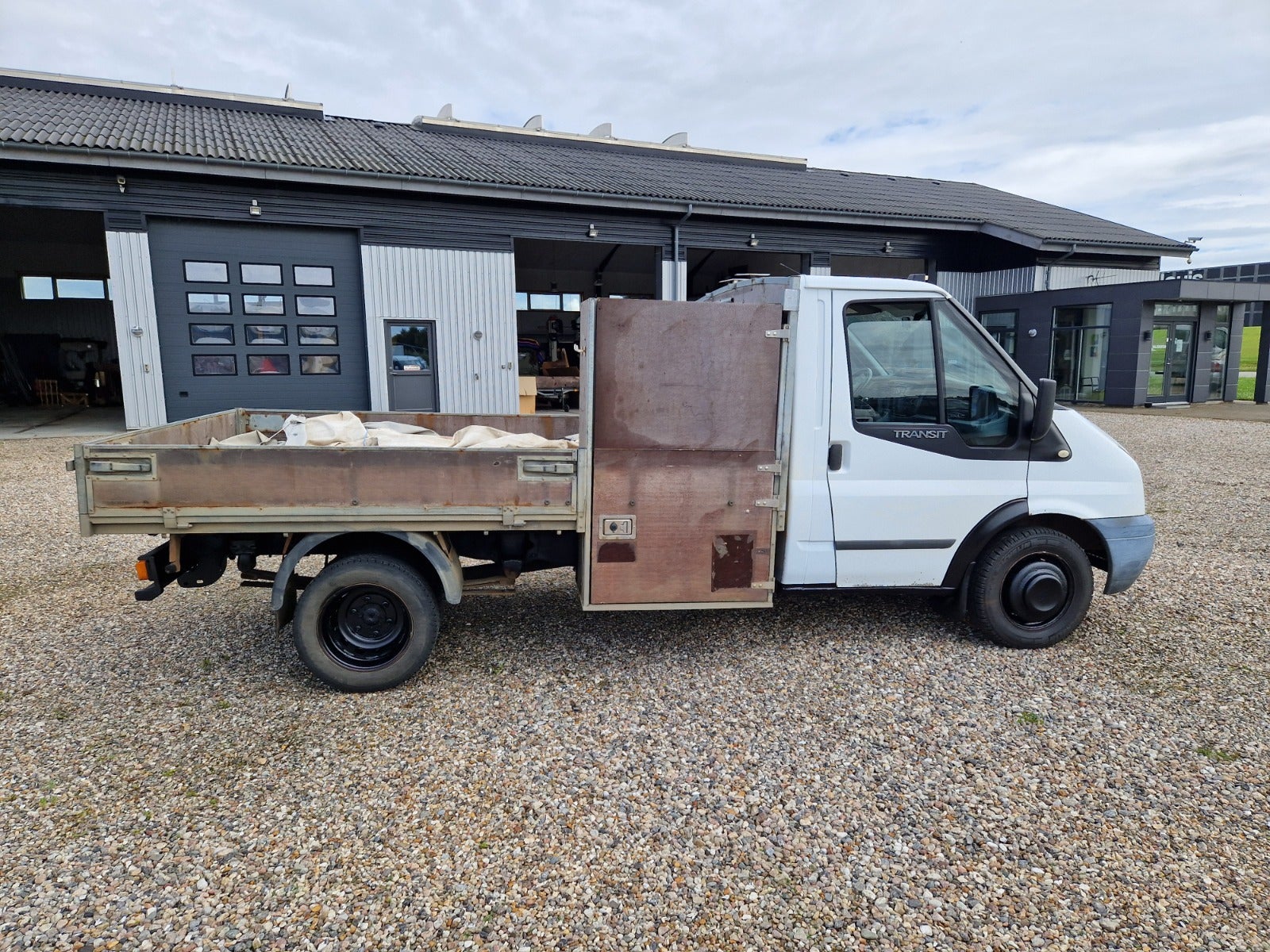 Billede af Ford Transit 350M Db.Kab 2,2 TDCi 155 Trend RWD