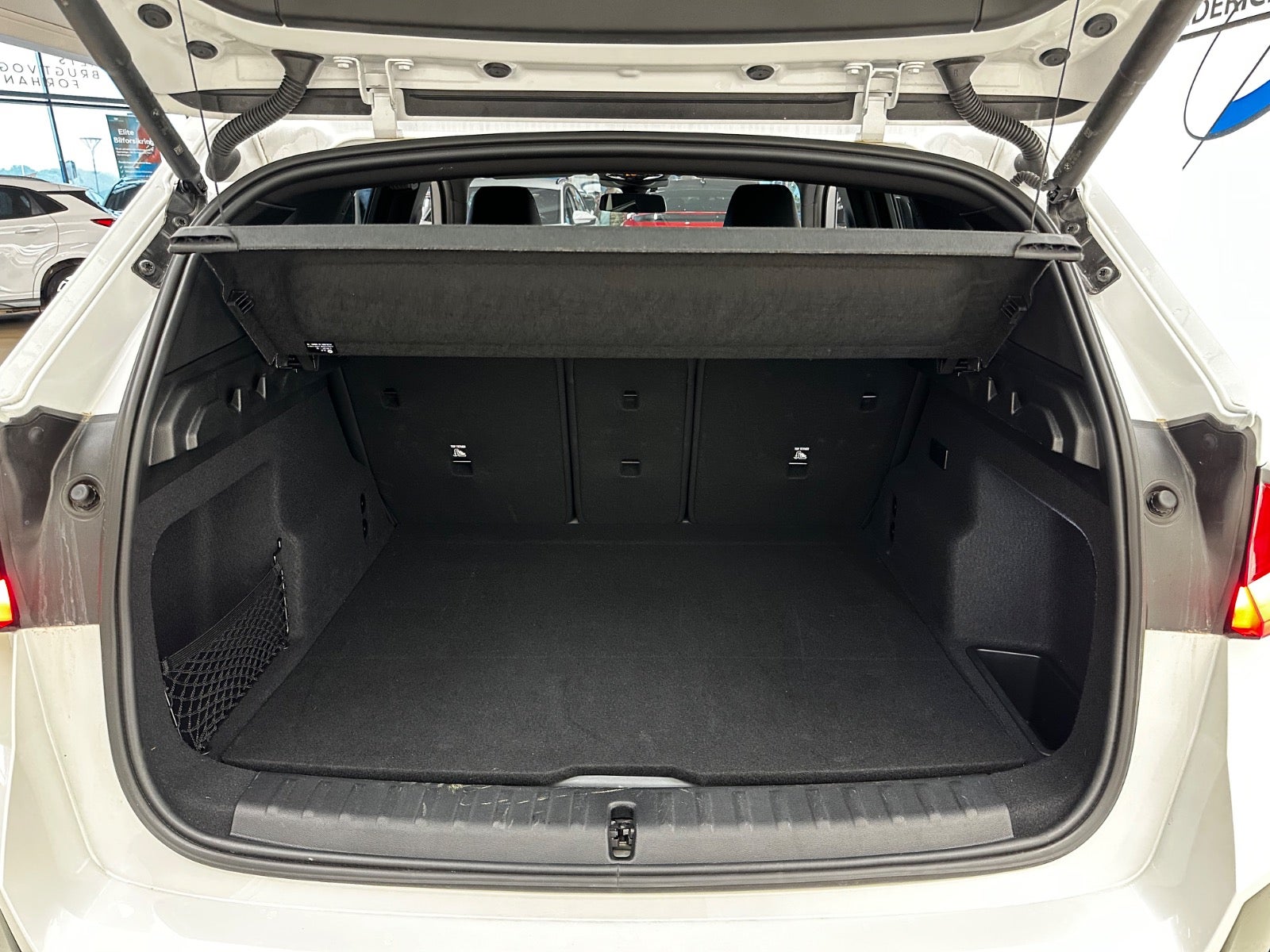 Billede af BMW iX1  eDrive20 Fully Charged M-Sport