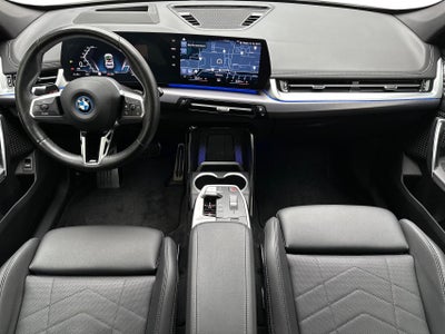 BMW iX1 xDrive30 M-Sport billede 3