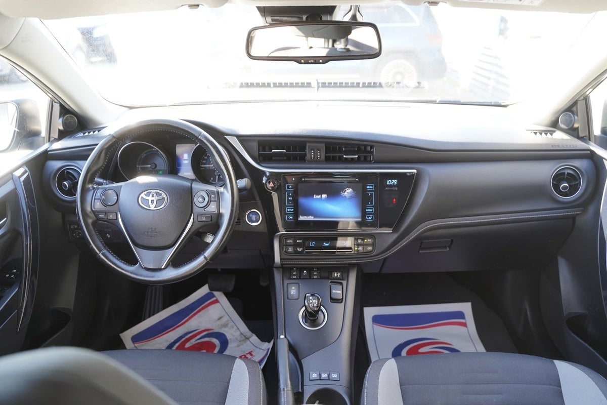 Billede af Toyota Auris 1,8 Hybrid H2 Comfort Touring Sports CVT