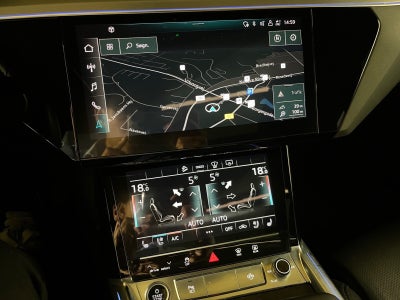 Audi e-tron Advanced Sportback quattro Van