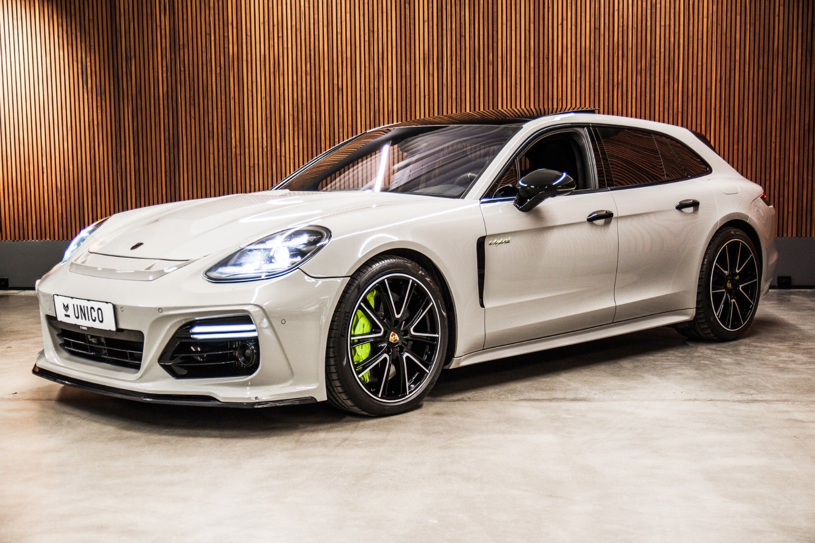 Porsche Panamera Turbo S E-Hybrid Sport Turismo PDK