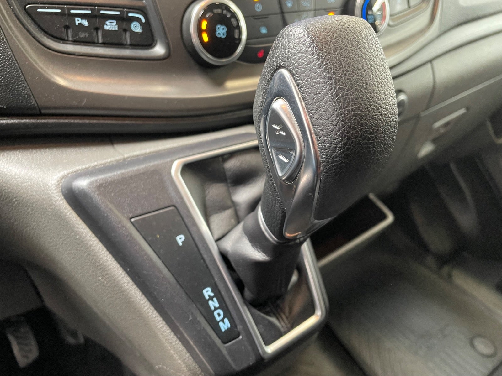 Billede af Ford Transit 350 L2 Van 2,0 TDCi 170 Trend aut. H2 FWD
