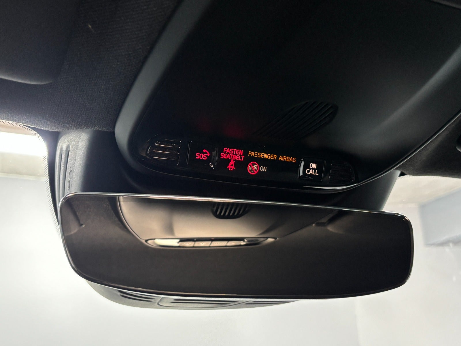 Billede af Volvo XC40 1,5 T4 ReCharge R-Design aut.