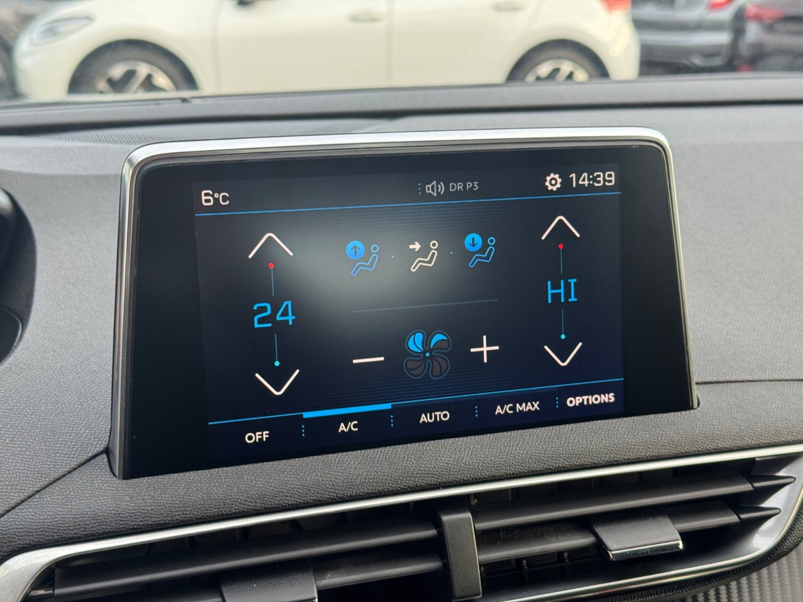 Billede af Peugeot 3008 1,6 BlueHDi 120 Active