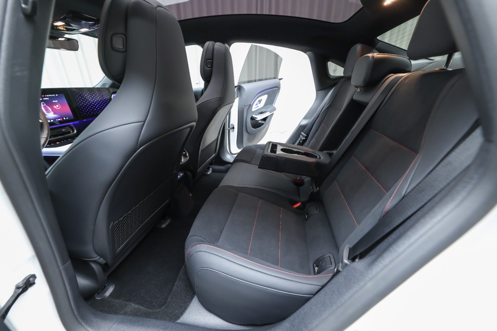 Mercedes-Benz CLA 250+ (5/8)