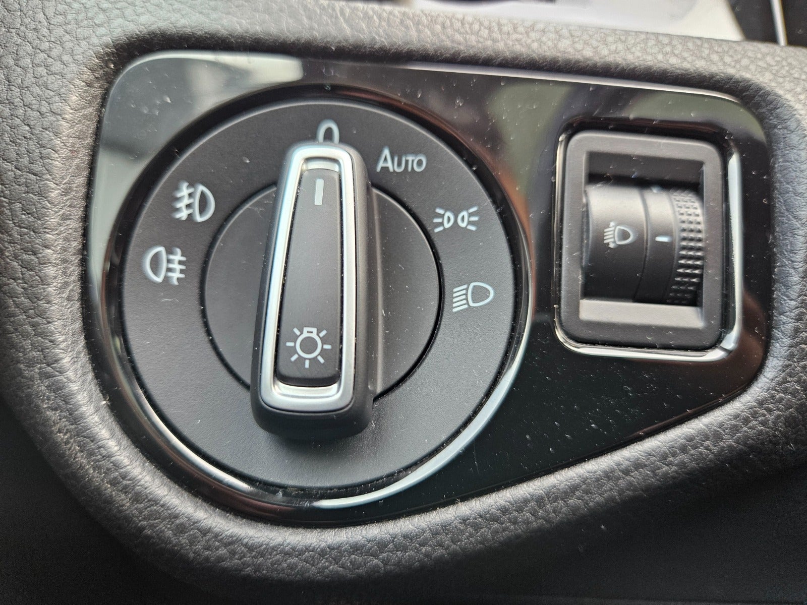 Billede af VW Golf VII 1,6 TDi 105 Cup Variant DSG BMT