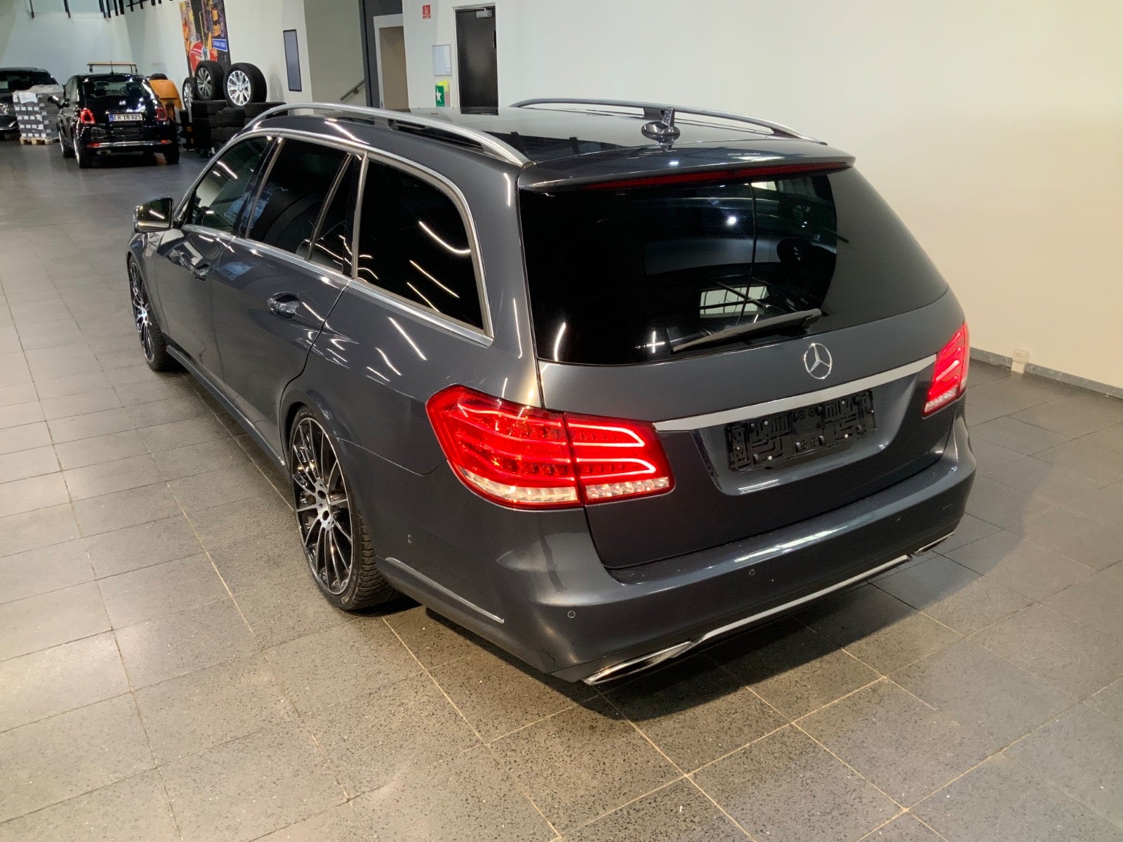 Mercedes-Benz E 350 (5/8)
