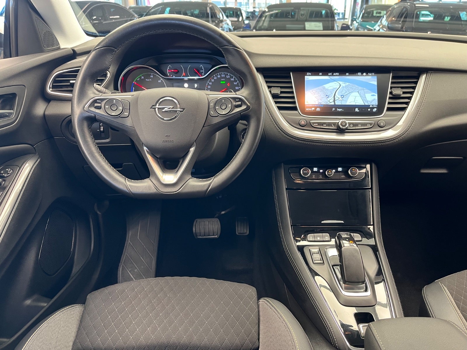 Billede af Opel Grandland X 1,6 Hybrid Innovation aut.