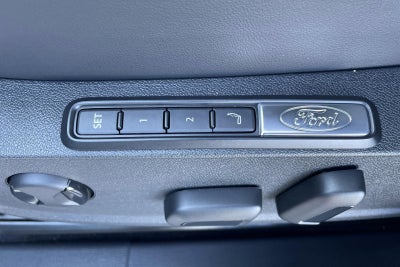 Ford Explorer Premium Extended Range