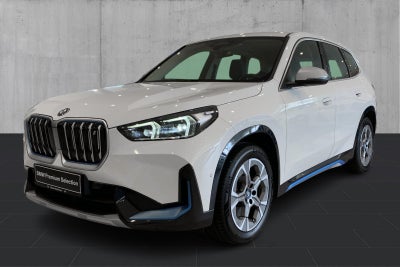 BMW iX1 xDrive30 X-Line