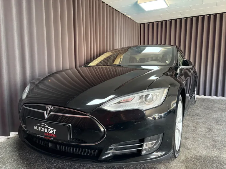 Tesla Model S 70