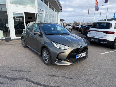 Toyota Yaris 1,5 Hybrid Active Tech+ Design e-CVT 5d