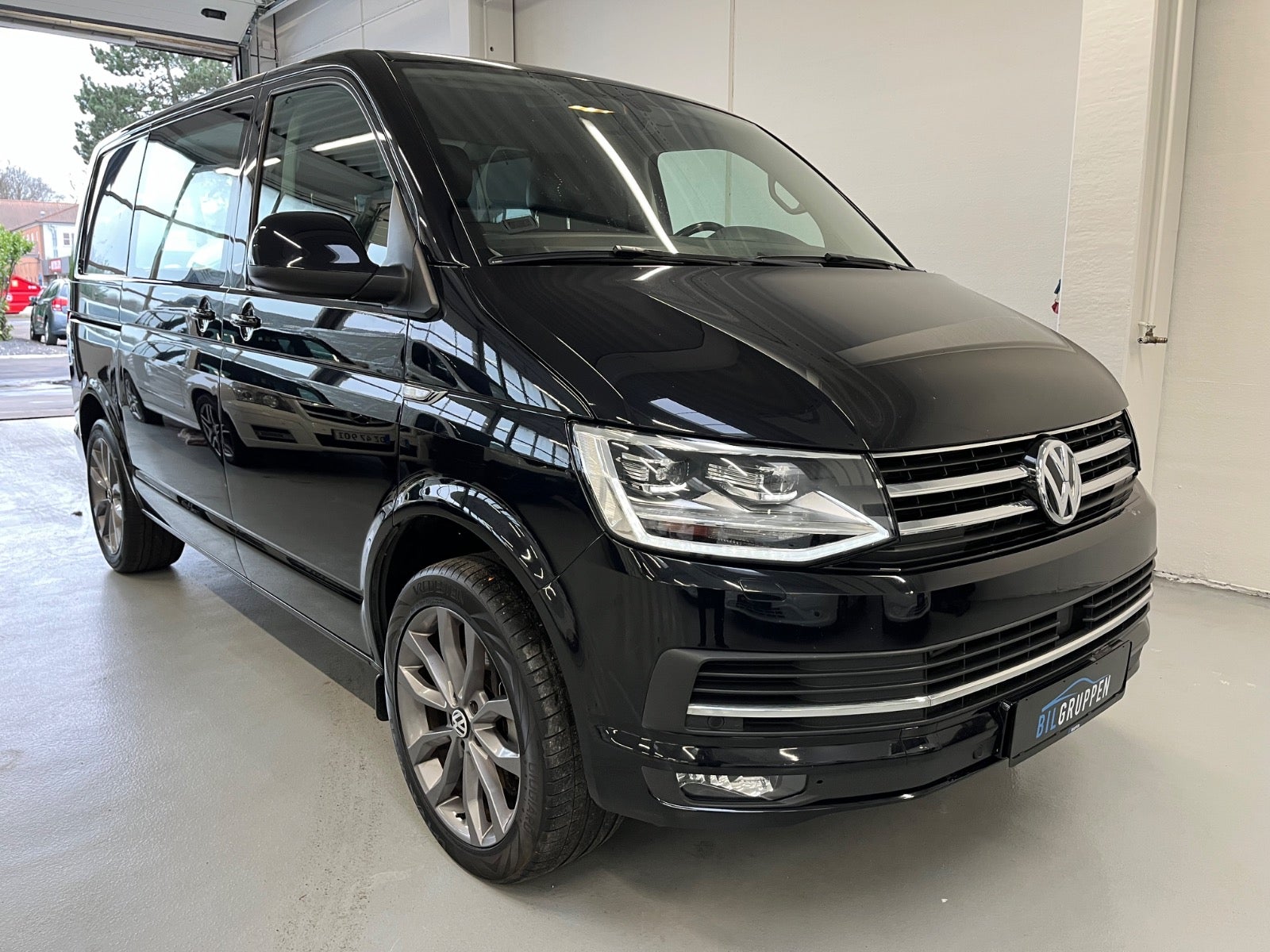 Billede af VW Transporter 2,0 TDi 204 Kassevogn DSG kort