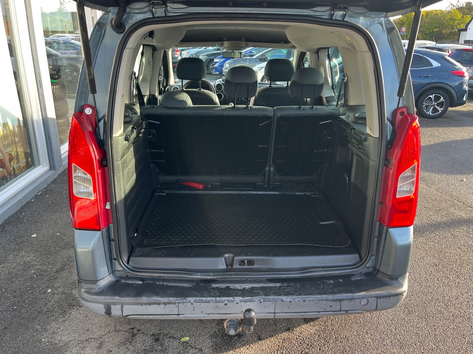 Billede af Peugeot Partner Tepee 1,6 e-HDi 92 Active