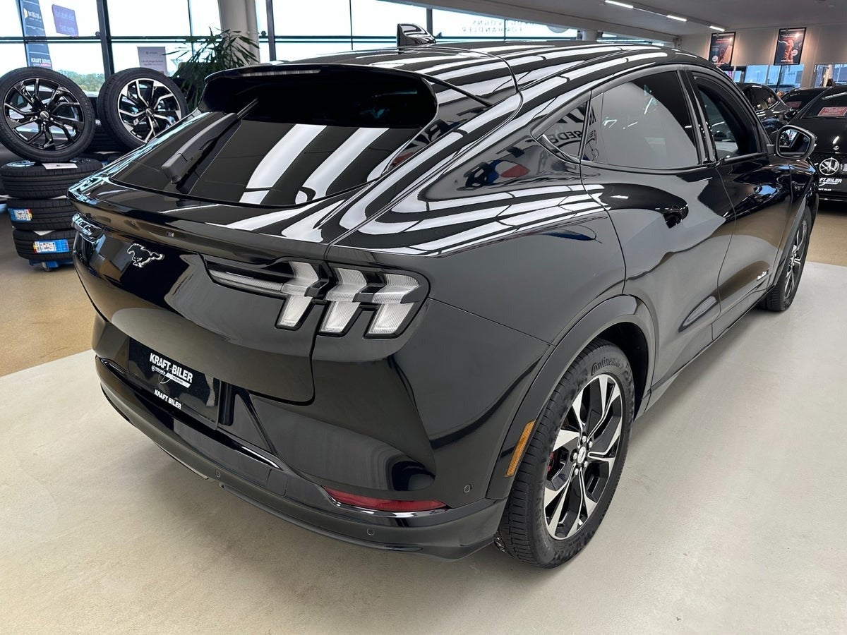 Billede af Ford Mustang Mach-E 98 Premium Extended Range
