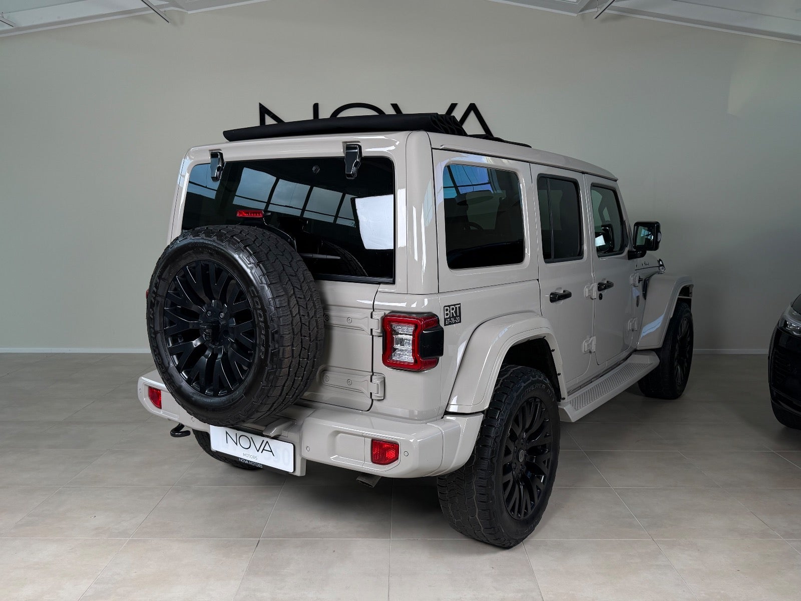 Jeep Wrangler Unlimited 2,0 T Brute Sky One aut. 4×4 4d - 5