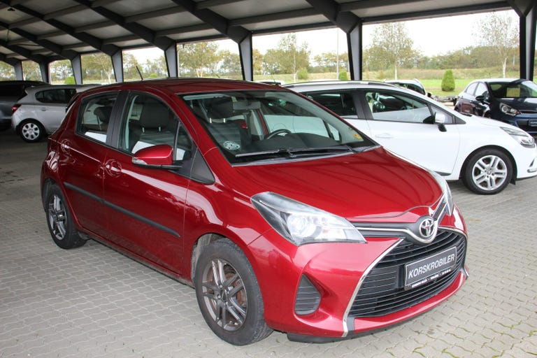 Toyota Yaris VVT-i T2