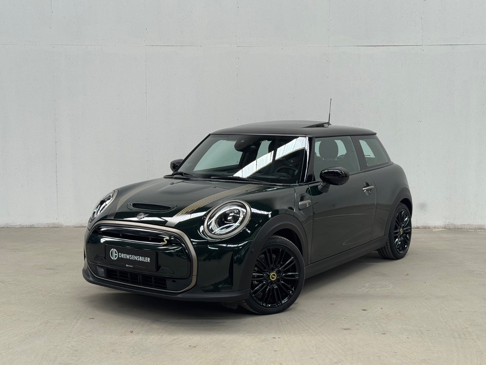 MINI Cooper SE Resolute Edition A