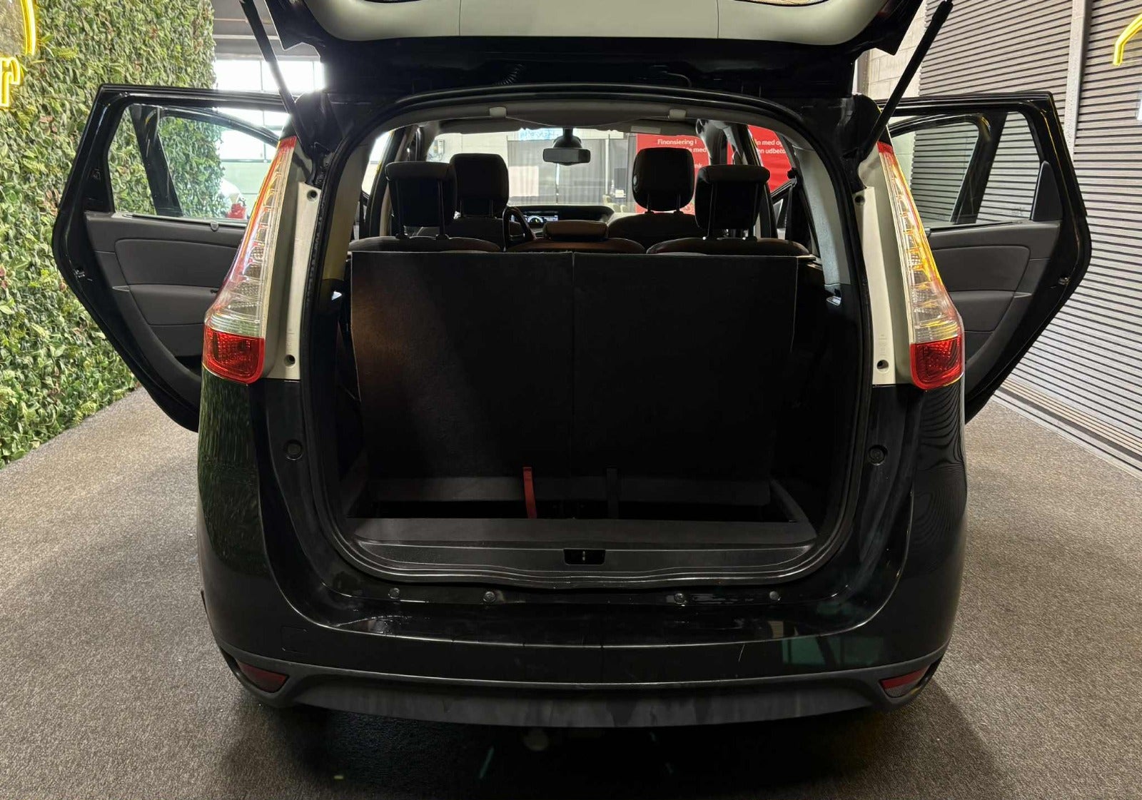 Billede af Renault Grand Scenic III 1,5 dCi 110 Authentique 7prs