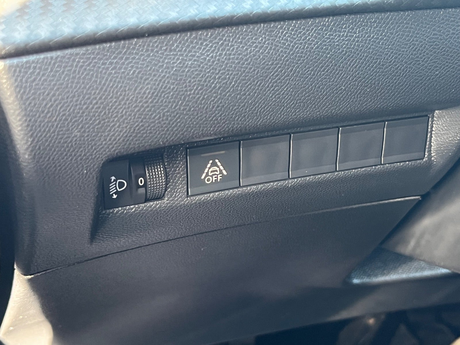 Billede af Peugeot 2008 1,5 BlueHDi 100 Allure Pack