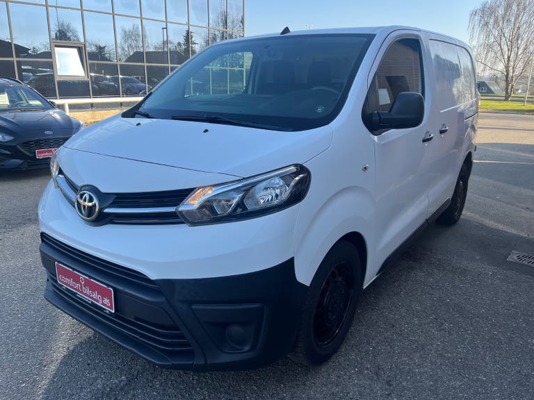 Toyota ProAce D 95 Medium Comfort