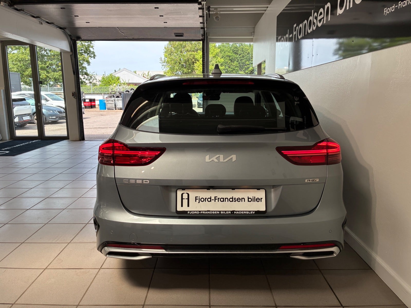 Kia Ceed PHEV Prestige SW DCT
