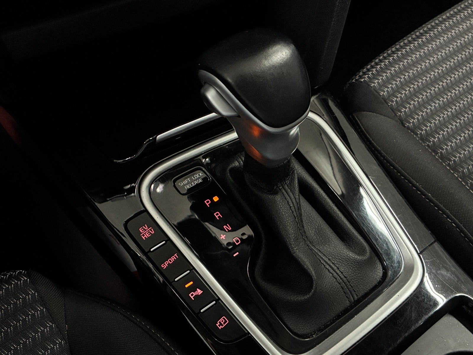 Billede af Kia Ceed 1,6 PHEV Prestige SW DCT