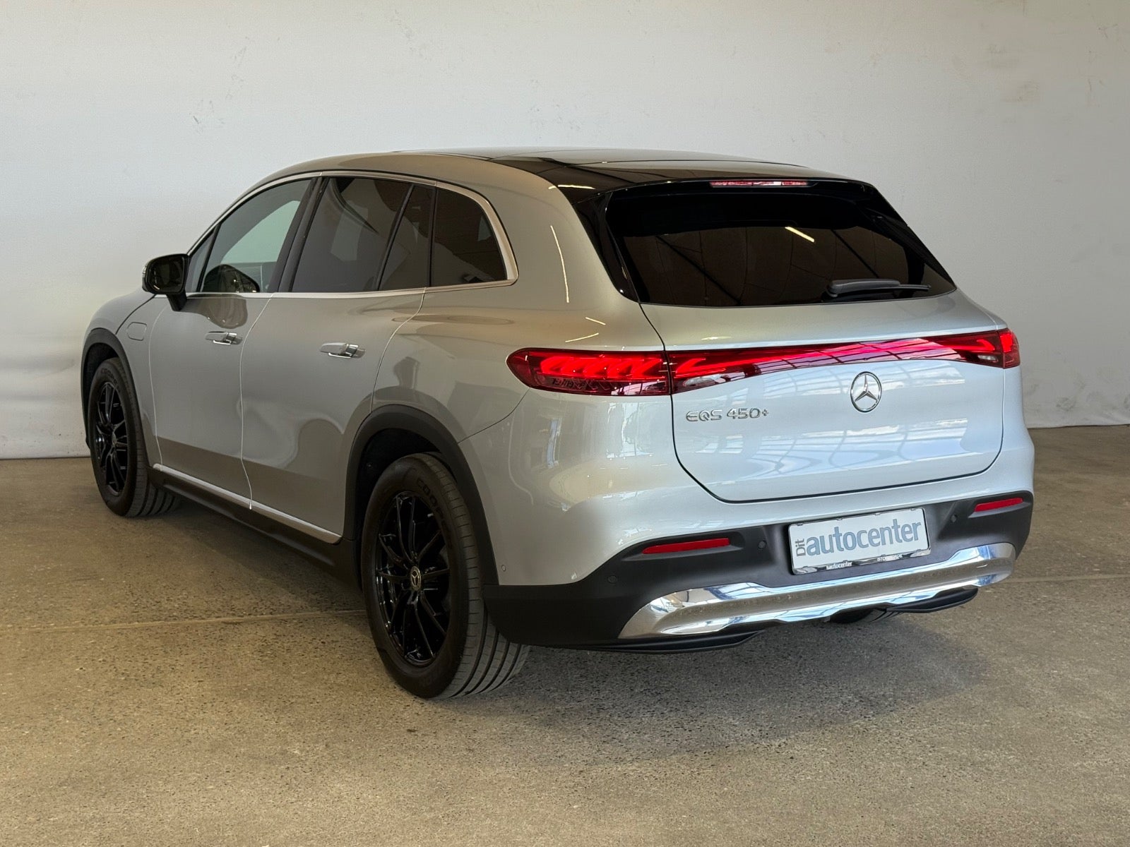 Mercedes EQS450+ SUV