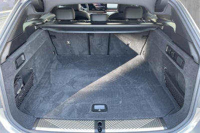 BMW i5 eDrive40 Touring Fully Charged