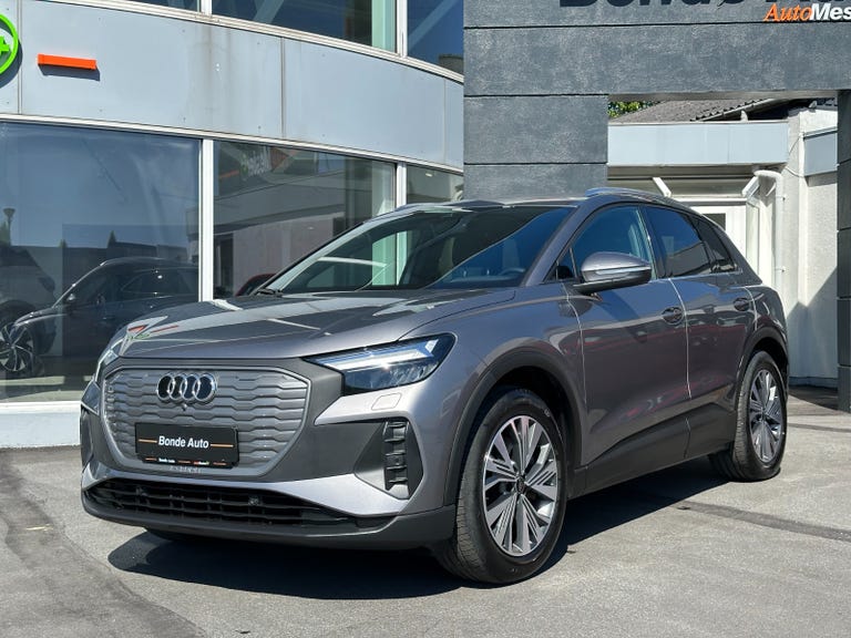 Audi Q4 e-tron Attitude