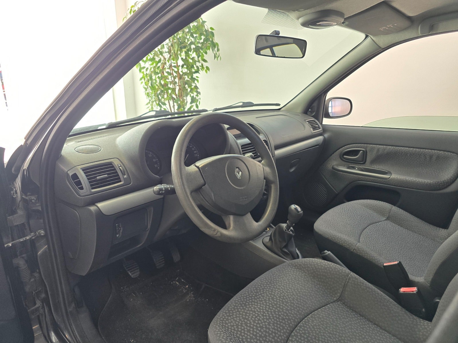 Billede af Renault Clio II 1,2 8V Storia