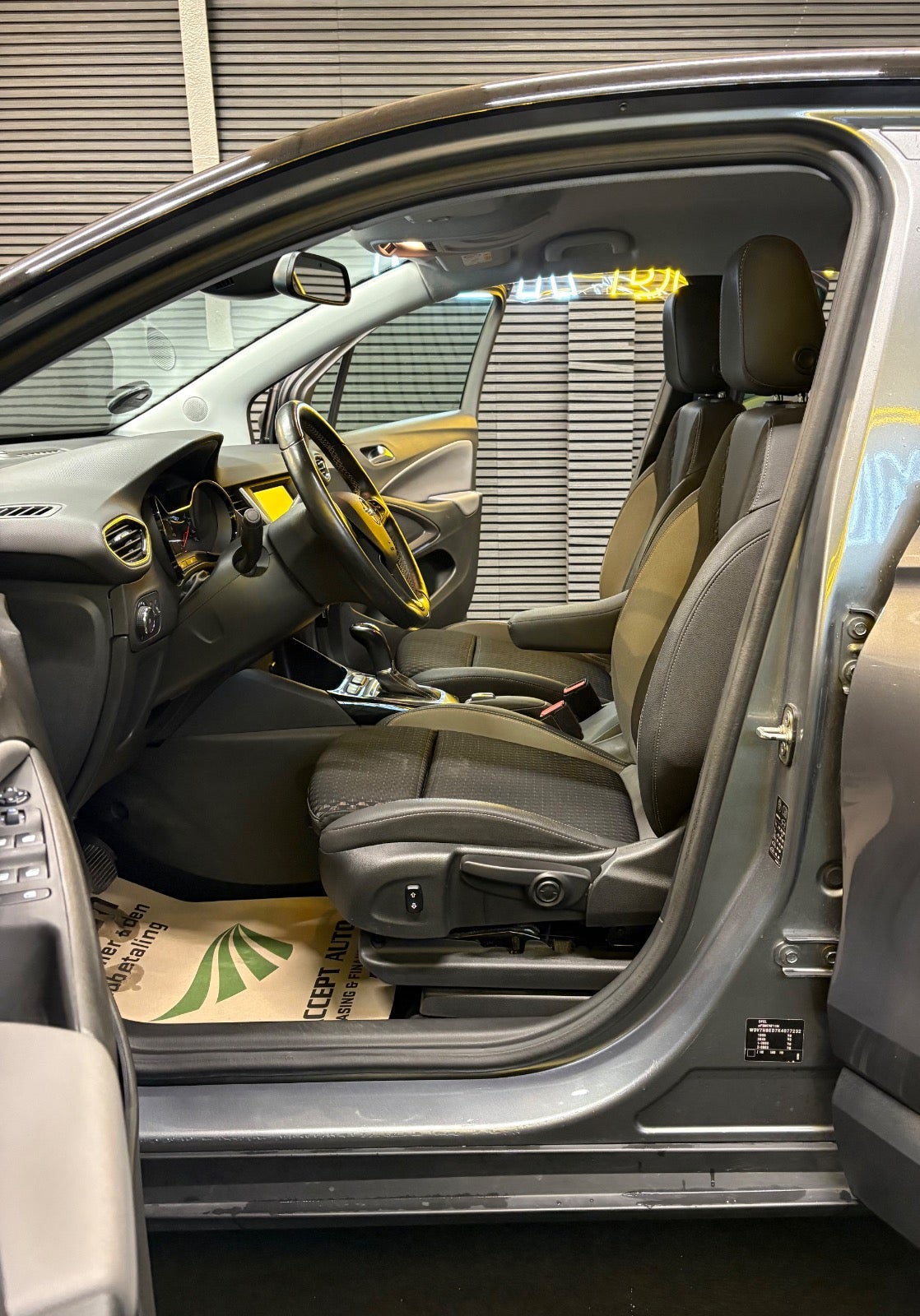 Billede af Opel Crossland X 1,2 T 110 Exclusive aut.
