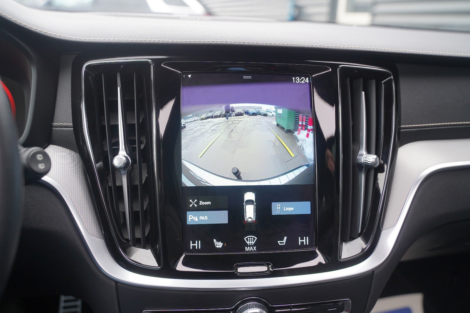 Billede af Volvo V60 2,0 T6 ReCharge R-Design aut. AWD