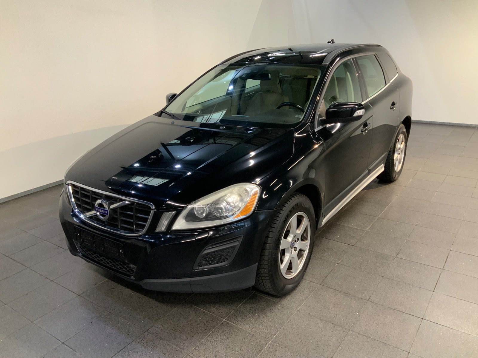 Volvo XC60 (1/8)