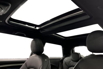 MINI Cooper SE Younique Trim