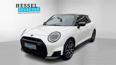 MINI Cooper E  JCW Trim M 3d