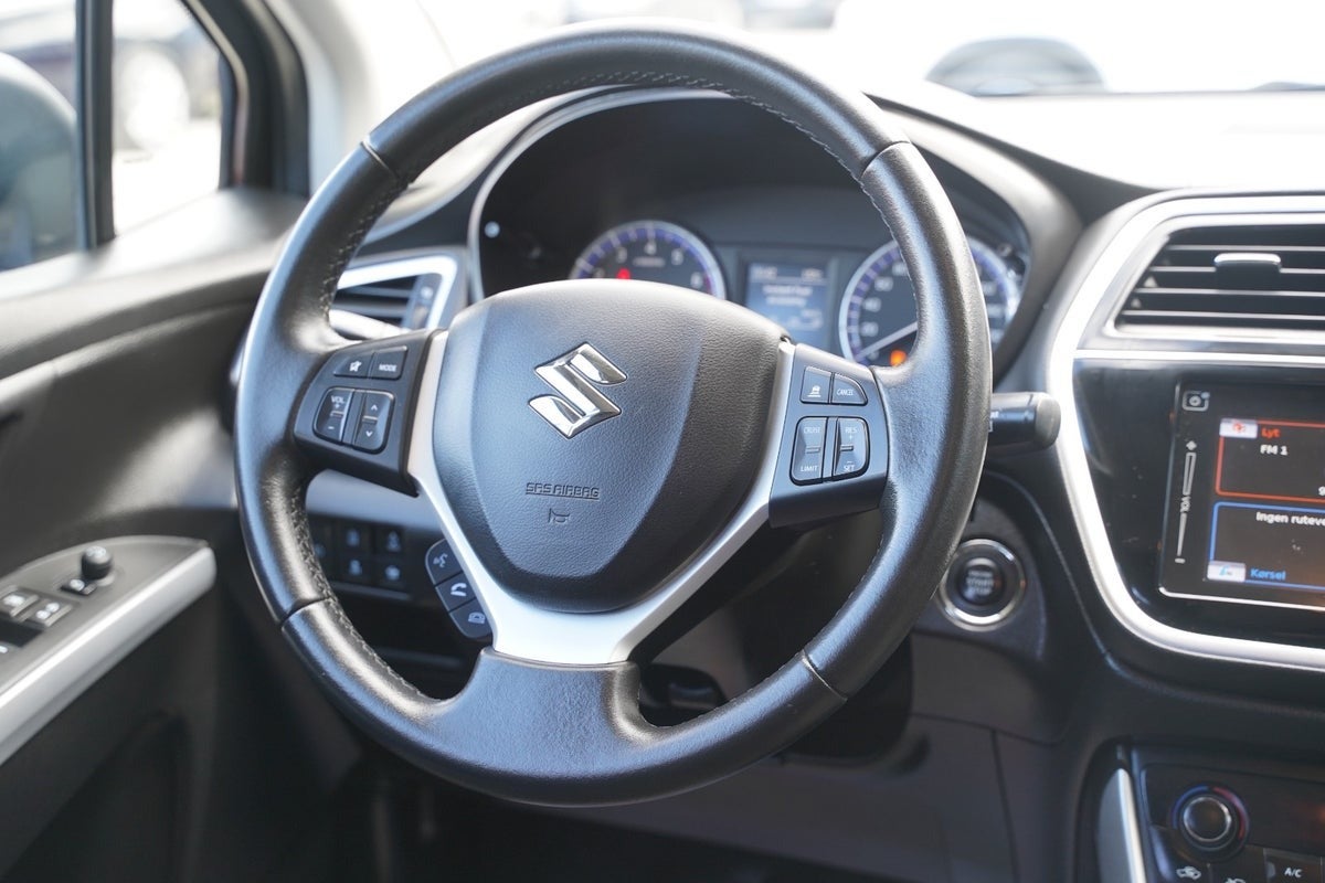 Billede af Suzuki S-Cross 1,0 Boosterjet Exclusive