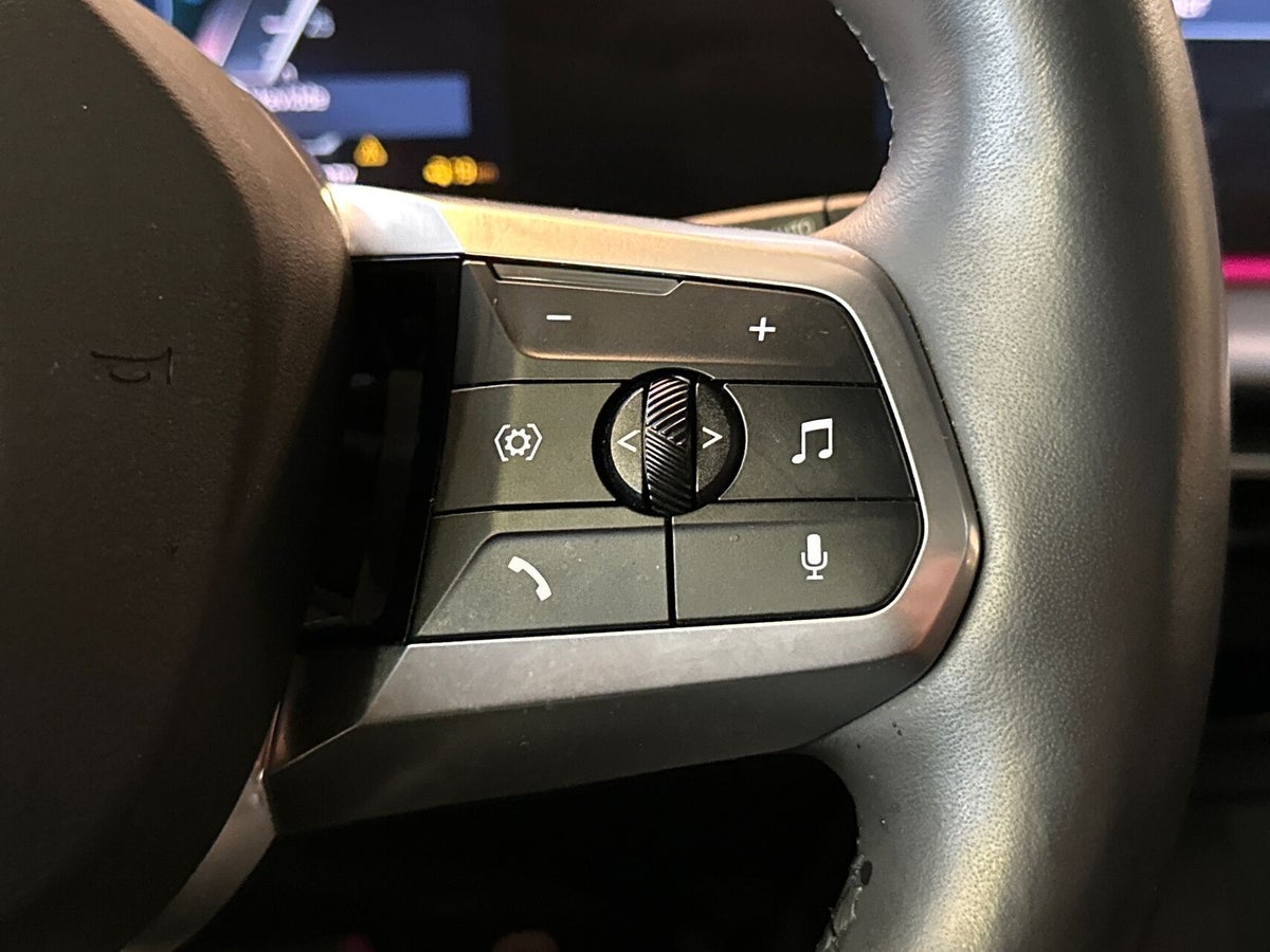 BMW iX1 xDrive30 M-Sport billede 16