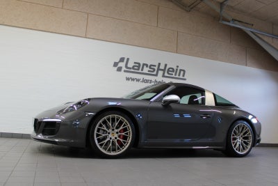 Porsche 911 Targa 4 GTS PDK